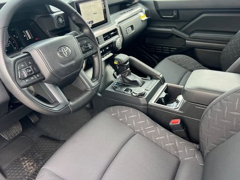 New 2026 Toyota Tacoma SR5 image 7