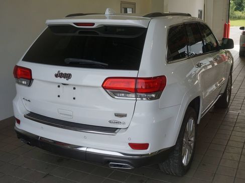Used 2018 Jeep Grand Cherokee Summit AWD/4WD image 16