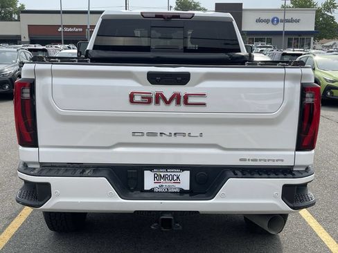Used 2024 GMC Sierra 2500 Denali w/ Technology Package AWD/4WD image 6