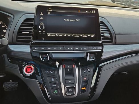 Certified 2026 Honda Odyssey Elite image 10