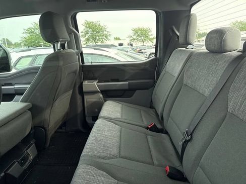 Used 2023 Ford F250 XLT w/ Black Appearance Package AWD/4WD image 10