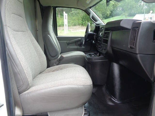 Used 2021 Chevrolet Express 3500 w/ Power Convenience Package RWD image 23