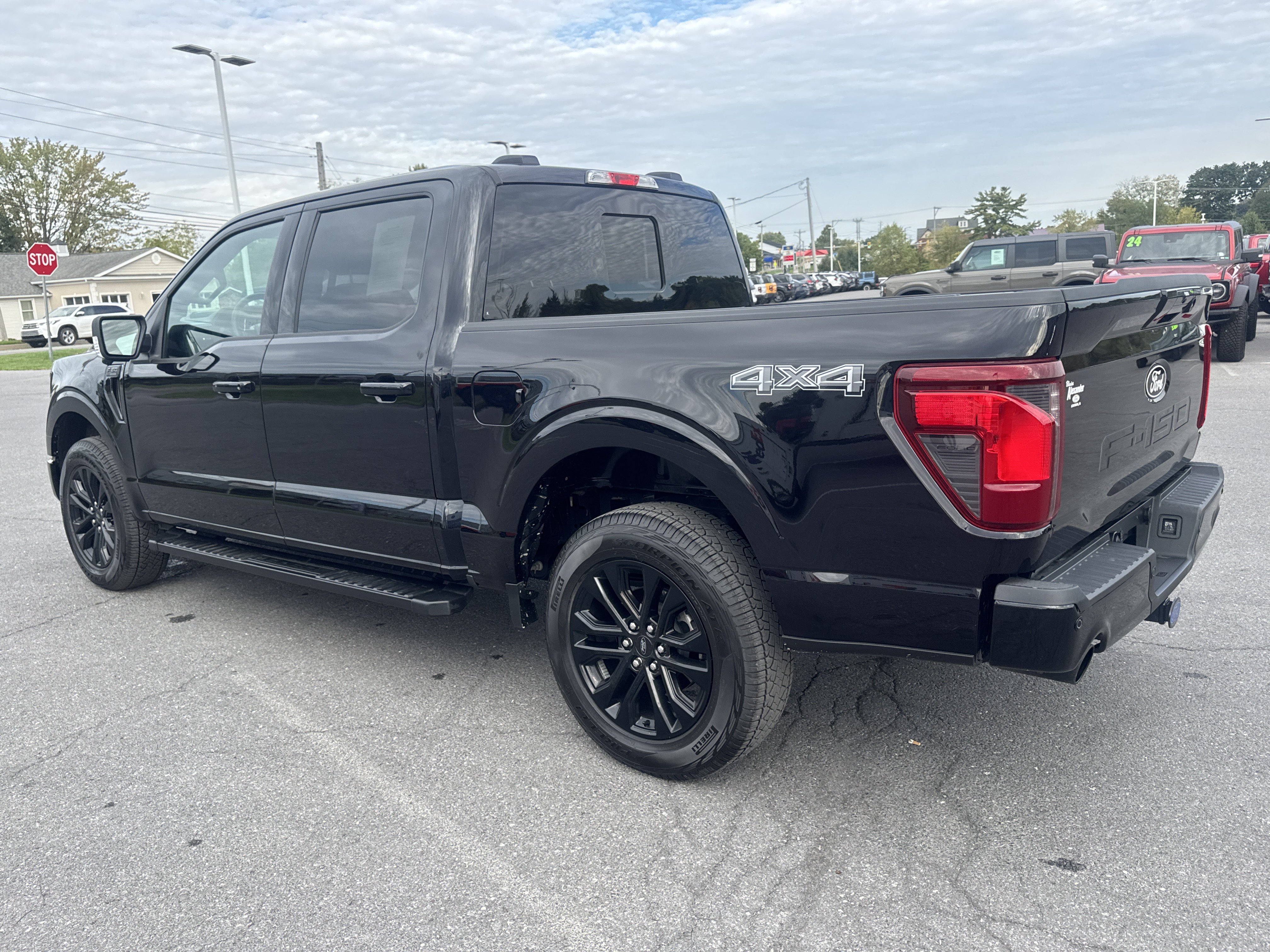 Used 2025 Ford F150 XLT w/ Equipment Group 303A High AWD/4WD image 6