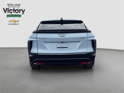 Used 2024 Cadillac Lyriq Tech image 5