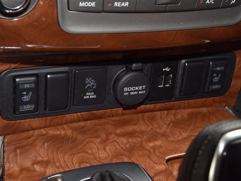 Used 2019 INFINITI QX80 Luxe w/ 22" Wheel Package RWD image 30