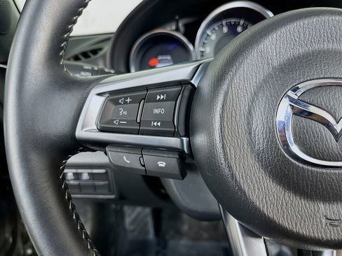 Used 2022 MAZDA MX-5 Miata Grand Touring RWD image 14