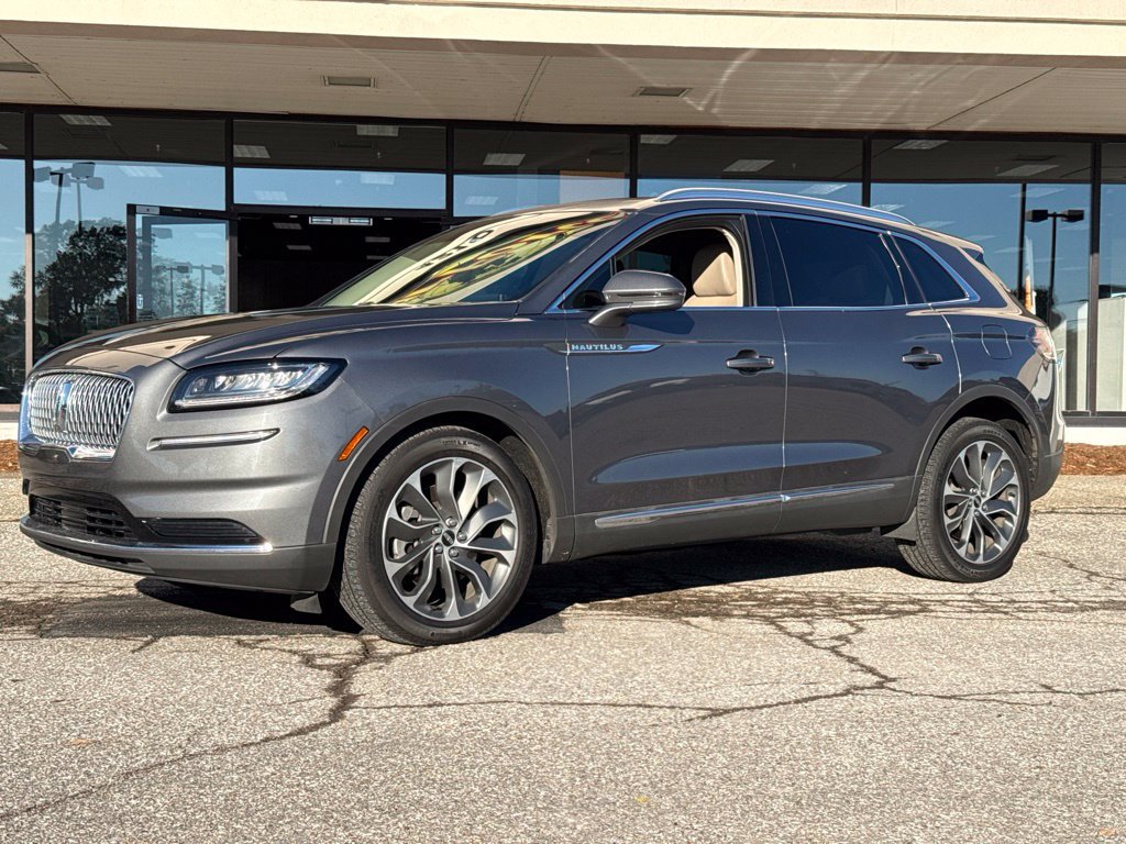 Used 2023 Lincoln Nautilus Reserve AWD/4WD image 24