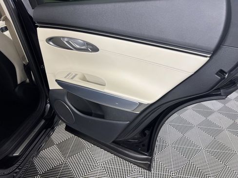 Used 2023 Genesis GV70 2.5T w/ Select Package image 36