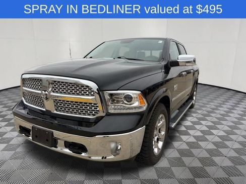 Used 2017 RAM 1500 Laramie w/ Convenience Group image 12