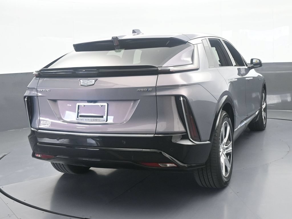 Used 2024 Cadillac Lyriq Tech RWD image 5