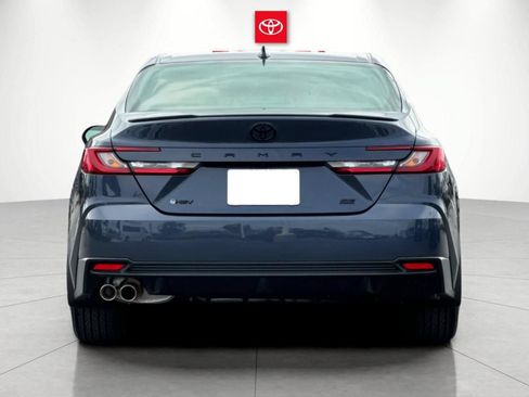 New 2026 Toyota Camry SE w/ Convenience Package FWD image 4