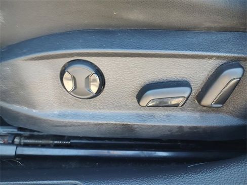 Used 2015 Volkswagen Golf SEL image 27