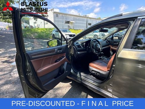 Used 2019 Subaru Outback 2.5i Touring AWD/4WD image 10