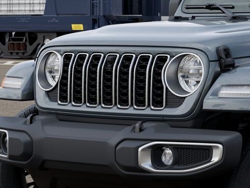 New 2026 Jeep Wrangler Unlimited Sahara AWD/4WD image 7