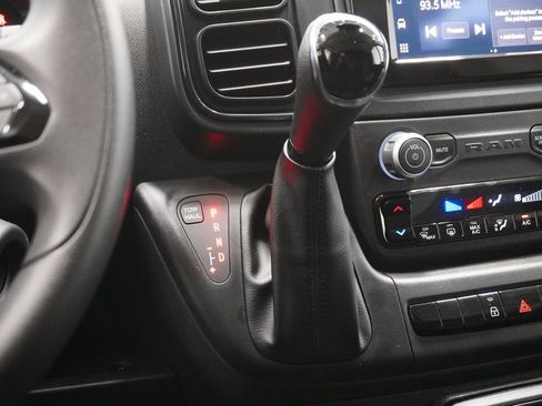 New 2026 RAM ProMaster 2500 w/ Convenience Group image 27