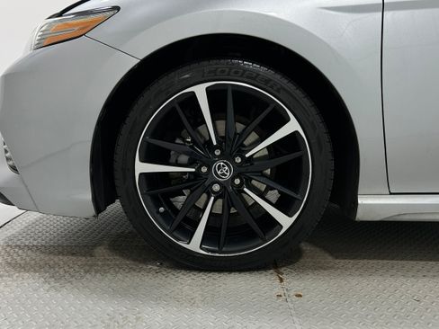 Used 2019 Toyota Camry XSE FWD image 35