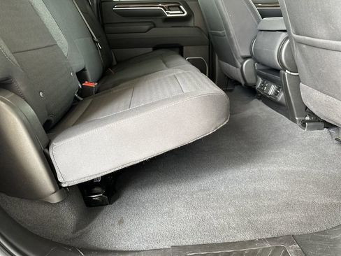 Used 2025 Chevrolet Silverado 2500 LT w/ Convenience Package image 35