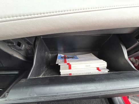 Used 2014 Toyota RAV4 Limited w/ Technology Package image 45