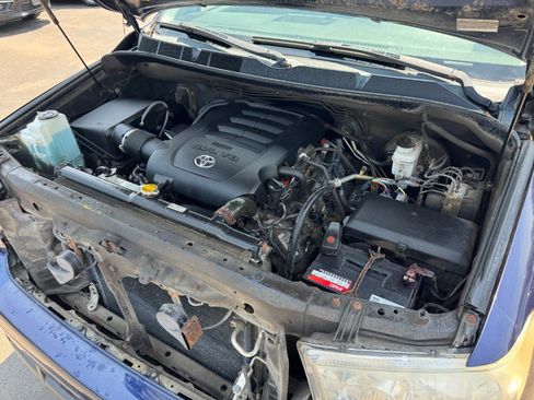 Used 2013 Toyota Tundra Limited AWD/4WD image 21