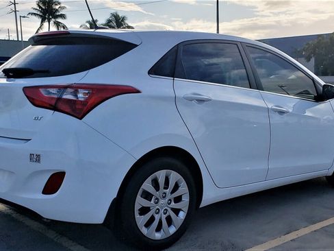 Used 2016 Hyundai Elantra GT FWD image 6