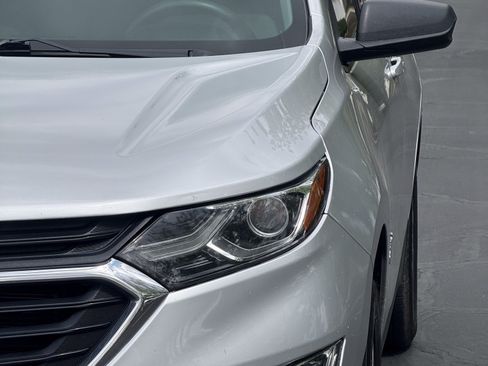 Used 2019 Chevrolet Equinox LS AWD/4WD image 23