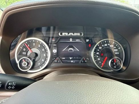 Used 2026 RAM 1500 Laramie AWD/4WD image 12