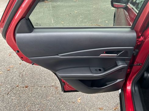 Used 2023 MAZDA CX-30 AWD 2.5 S w/ Select Package image 25