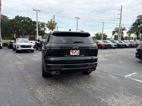 New 2026 Chevrolet Traverse RS w/ LPO, Floor Liner Package FWD image 8