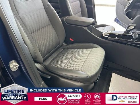 Used 2024 Chevrolet Trax LT FWD image 25