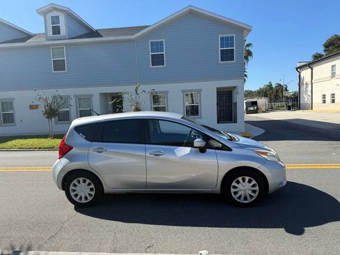 Used 2015 Nissan Versa Note SV image 4