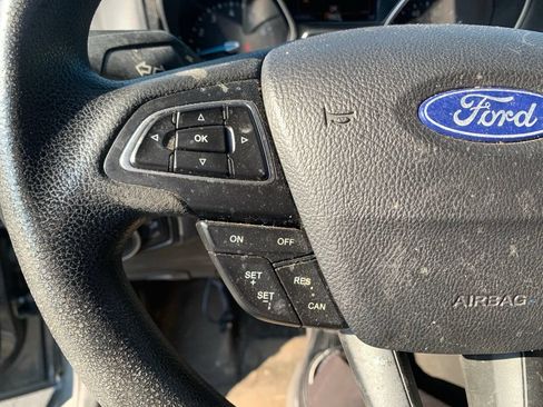 Used 2017 Ford Focus SE FWD image 35