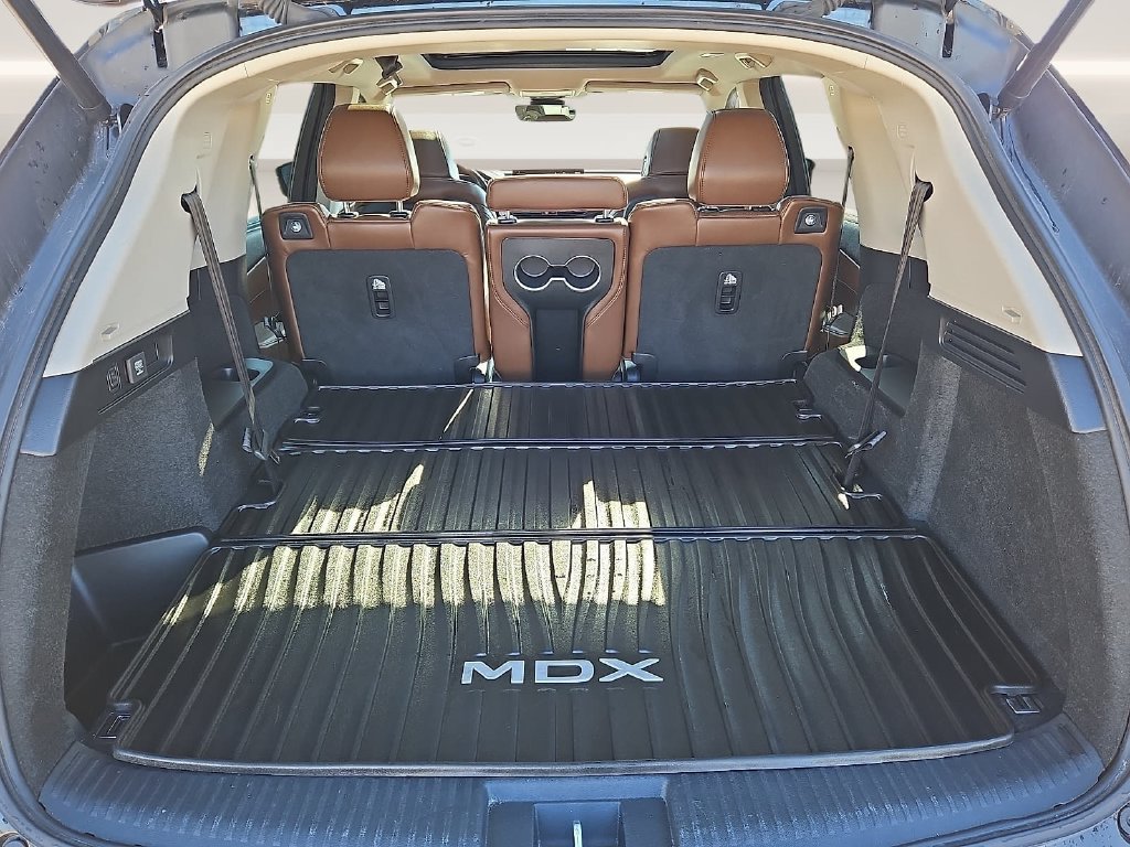 Certified 2024 Acura MDX w/ Technology Package FWD image 11