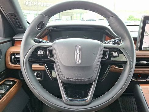 Used 2024 Lincoln Aviator Reserve w/ Elements Package Plus AWD/4WD image 21