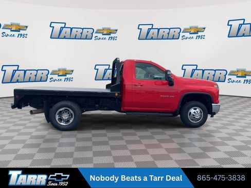 Used 2025 Chevrolet Silverado 3500 LT w/ Convenience Package AWD/4WD image 9