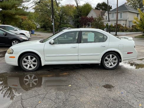 Used 2003 Nissan Maxima GLE image 6