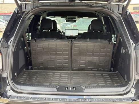Used 2025 Ford Explorer ST RWD image 34