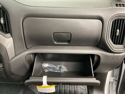 New 2025 Chevrolet Silverado 1500 W/T image 24