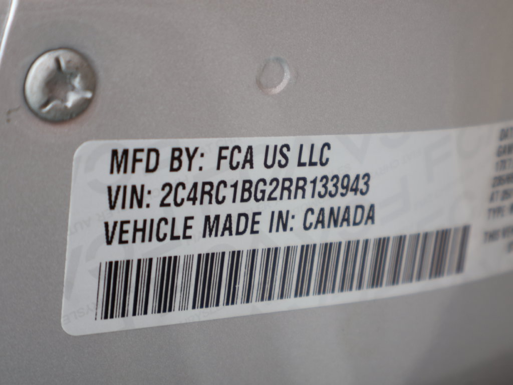 Used 2024 Chrysler Pacifica Touring-L FWD image 42