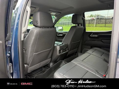 Used 2023 GMC Sierra 1500 SLT AWD/4WD image 25