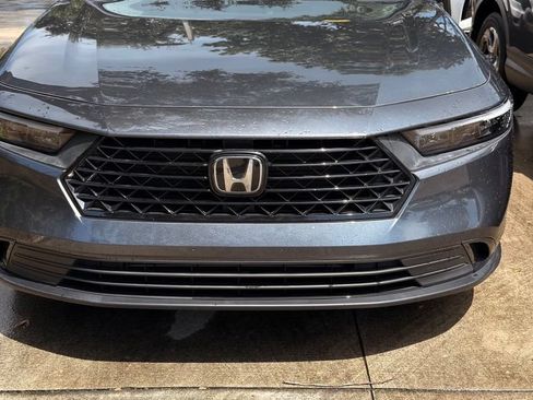 Used 2024 Honda Accord EX image 11