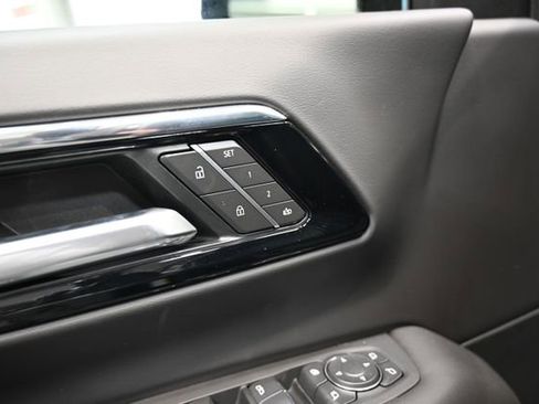 New 2026 Chevrolet Suburban High Country AWD/4WD image 34
