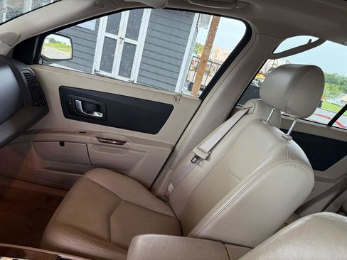 Used 2004 Cadillac SRX RWD image 19