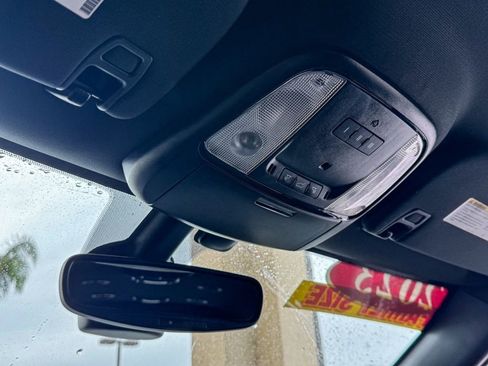 Used 2023 Dodge Durango GT image 36