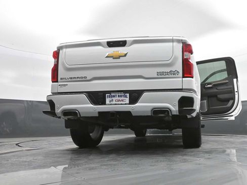 Used 2024 Chevrolet Silverado 1500 High Country image 49