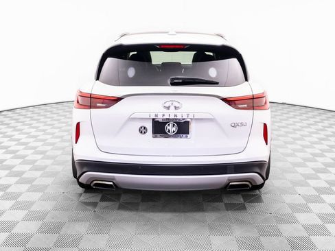 Used 2019 INFINITI QX50 Essential w/ Premium Heat Package AWD/4WD image 4