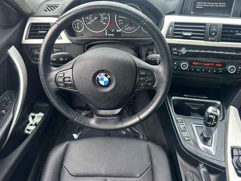 Used 2015 BMW 320i xDrive Sedan image 27