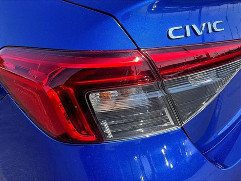 Certified 2023 Honda Civic Sport image 22