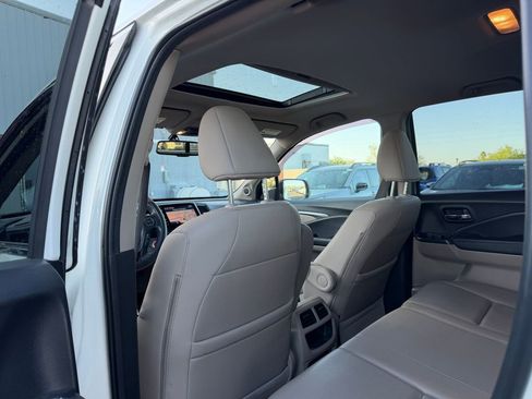 Used 2019 Honda Ridgeline RTL-T image 4