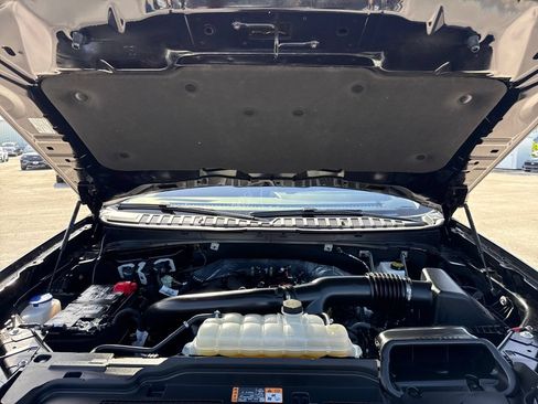 Used 2025 Ford Expedition Active RWD image 33
