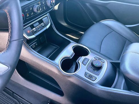 Used 2024 GMC Terrain AT4 w/ Tech Package image 17